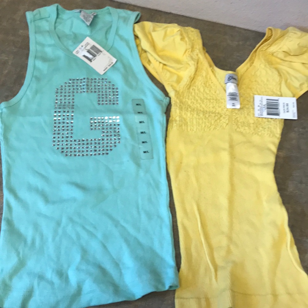 Guess tops